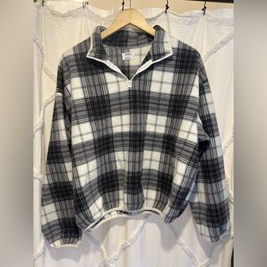 Ardene Monochrome Plaid Fleece Pullover